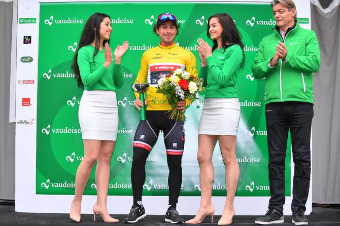 环罗曼蒂序幕赛：出乎意料费利内雨中疾驰第一