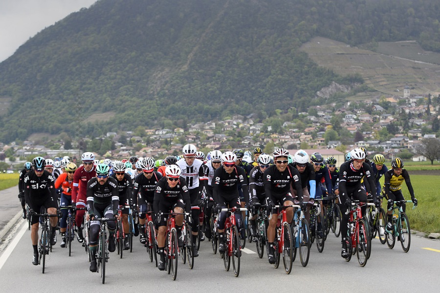 环罗曼蒂S1：雨中冲刺 阿尔巴西尼拿下赛事个人第七胜