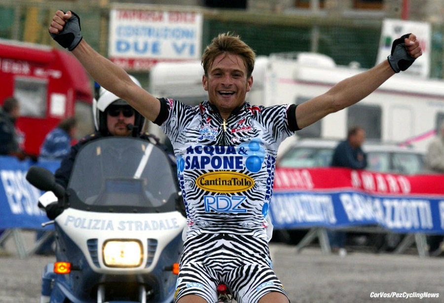 照片回顾斯卡伯尼的职业生涯