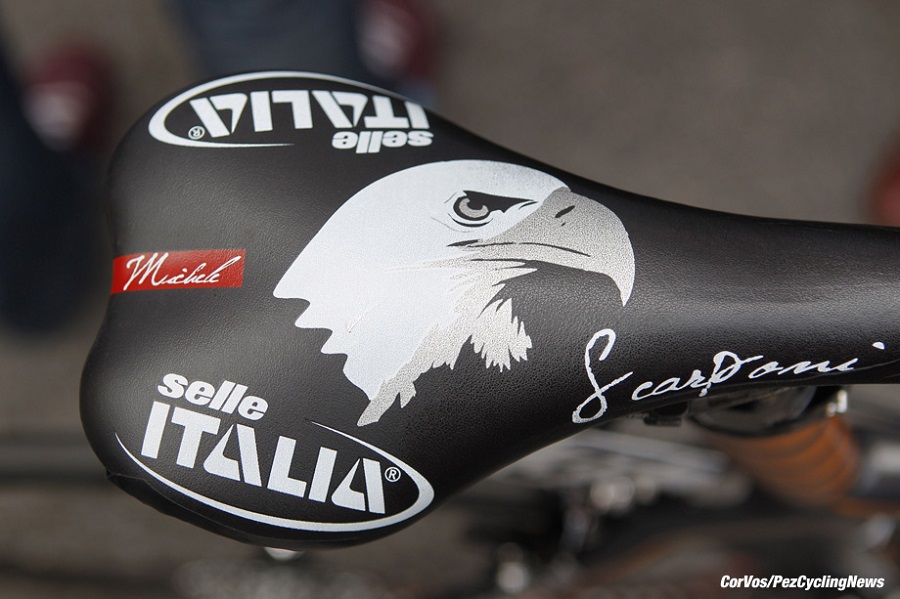 照片回顾斯卡伯尼的职业生涯