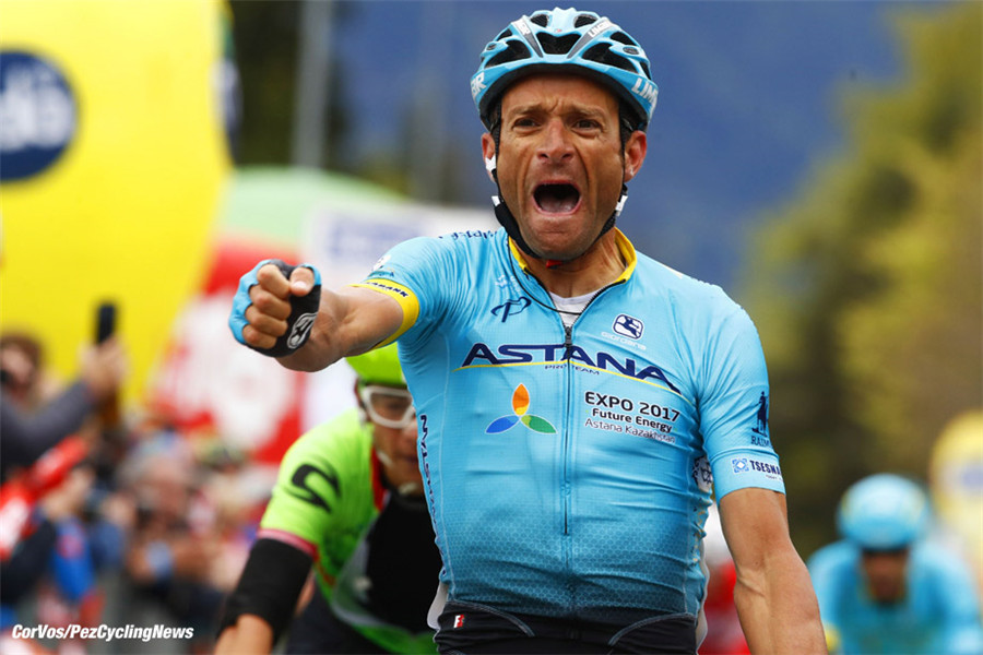 照片回顾斯卡伯尼的职业生涯