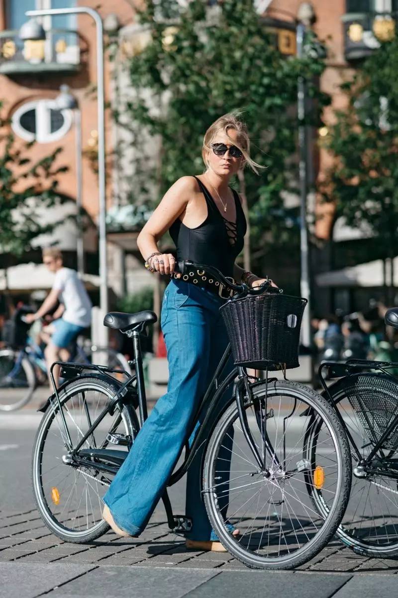 你和It girl之间 差的可能就是一台单车