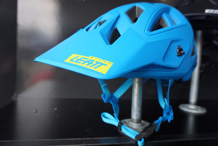 2017海獭单车节9款最酷的头盔