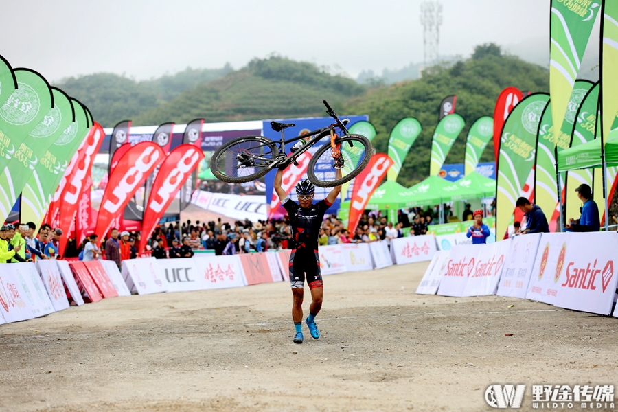 山地公开赛龙里站首日 十个全国山地锦标赛名额诞生