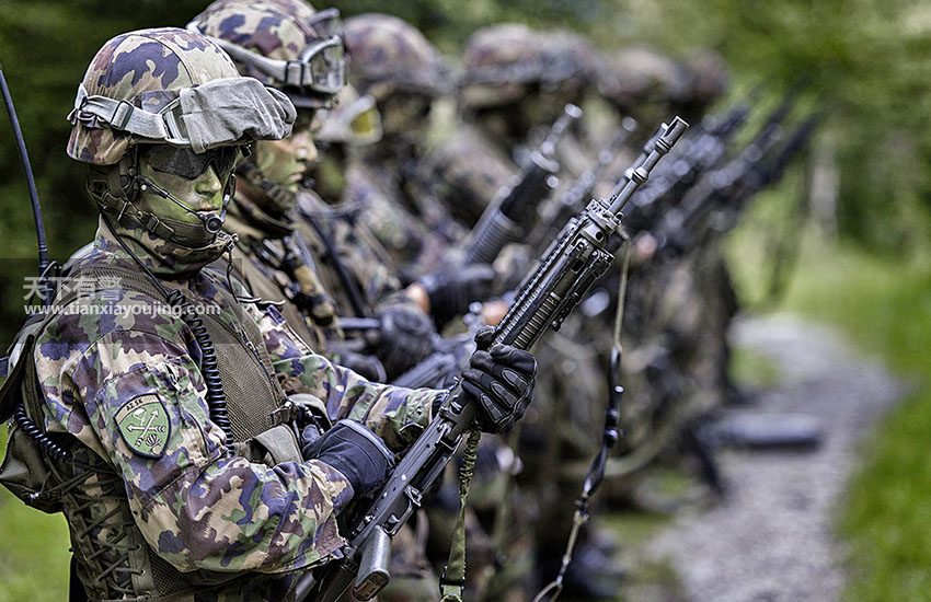 全球最奇葩特种部队  必须骑着自行车去执行任务