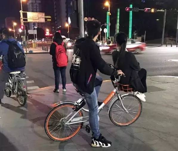 共享单车不是共享双人车