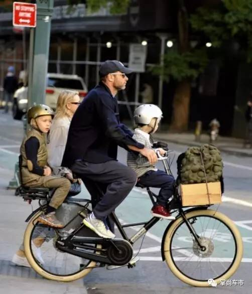 哪需要儿童座椅 来辆缩小版黄包车更浪漫
