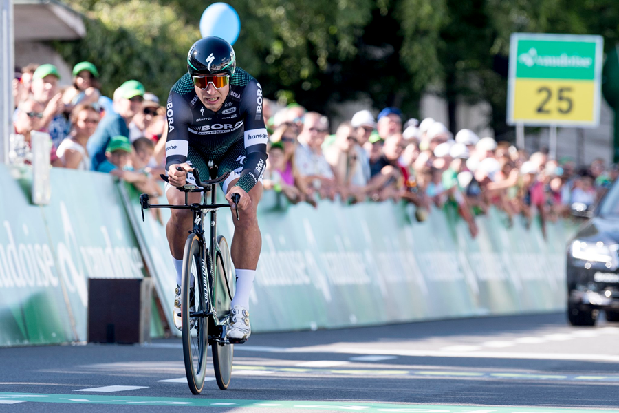 环瑞士S1：丹尼斯超高速强势夺冠 迪穆兰状态下滑