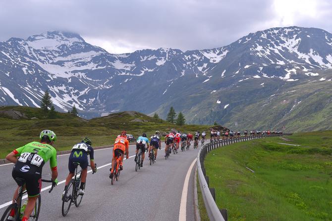 环瑞士S5：萨甘草裙舞姿势冲刺夺冠 洛佩斯摔车退赛