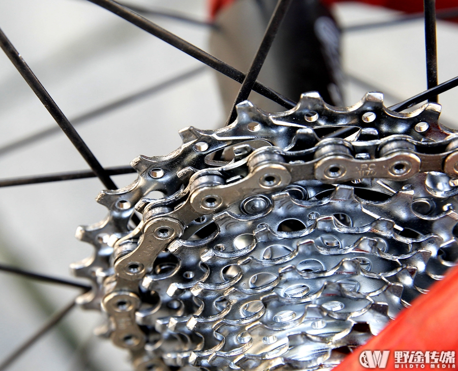 野途评测｜旧款新评 SRAM FORCE 22 公路套件