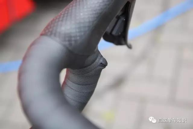 环法赛场的职业车手们都在使用什么车把?