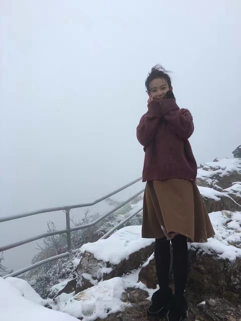 Hi！女神｜萨甘迷小水：我不是颜控，因为自己就很美