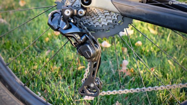 能否续写XT辉煌？Shimano XT Di2 M8050 1×11电子变速系统