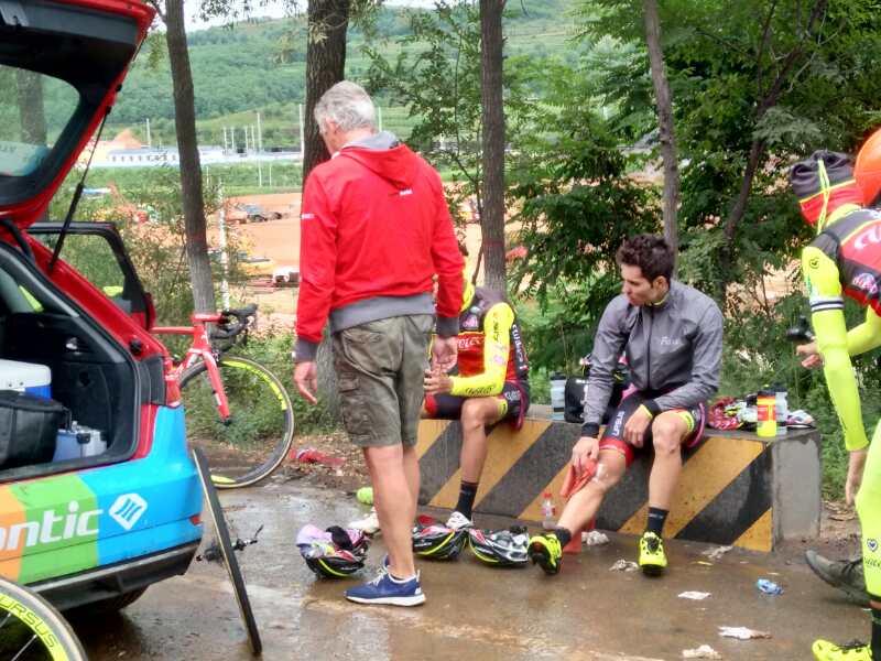 快訊｜環(huán)湖賽第十一賽段因暴雨終止