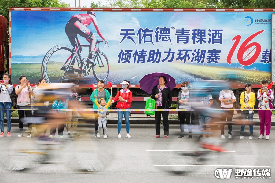 環(huán)湖賽S12 馬里尼為車隊獻上第二冠 艾哈邁驚險保綠