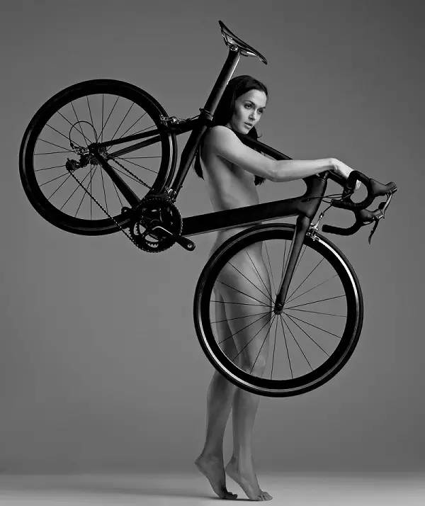 单车界居然有这样的女神！ 简直是世间尤物！