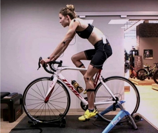 单车界居然有这样的女神！ 简直是世间尤物！