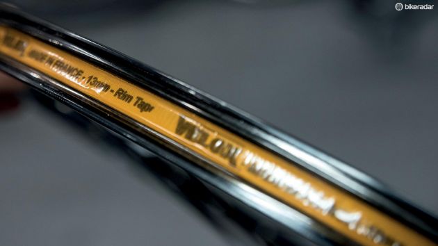 如何在山地车上安装真空胎