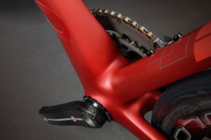 Colnago V2-r 沿袭而后新生