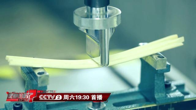 骑行必读：戴耳机骑车可能有致命危险！