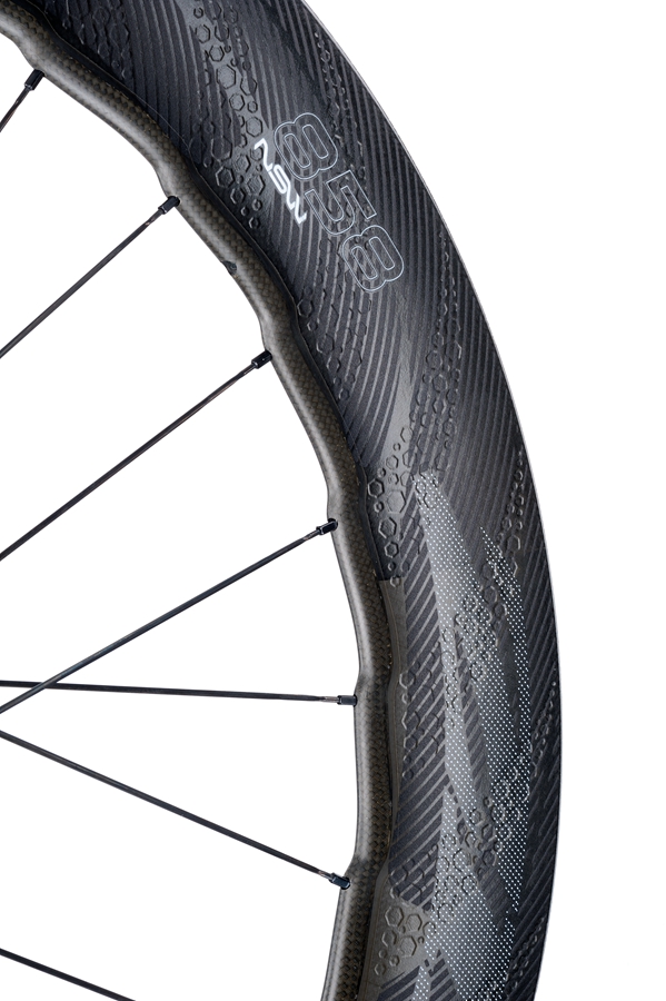 ZIPP 858 NSW™碳纤开口轮组碟刹&圈刹新品发布