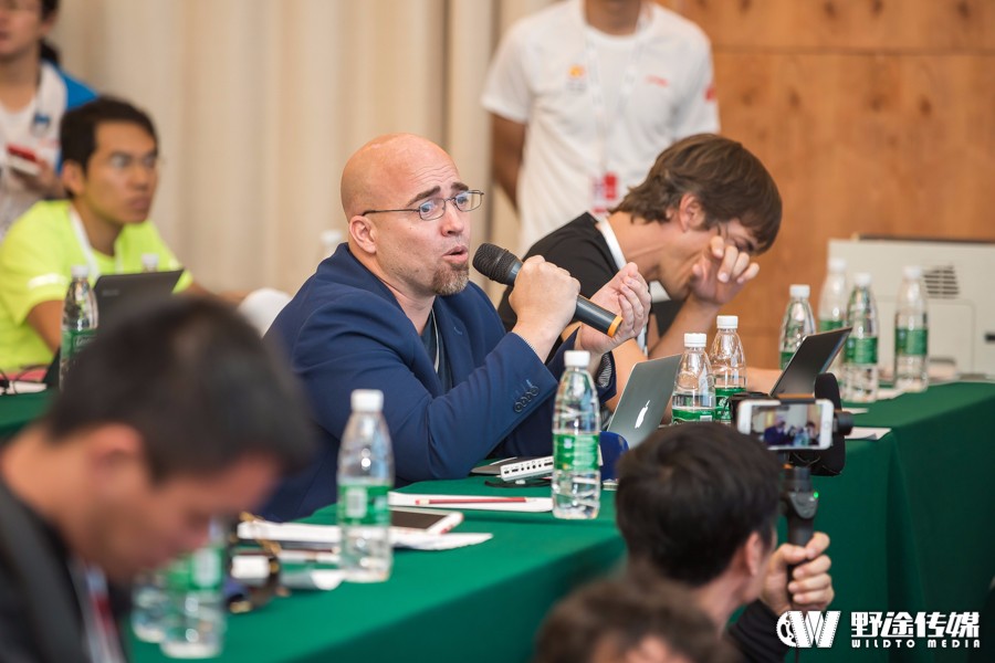 环广西 | 明星车手见面会 Pro不谈状态 王美银被逗乐