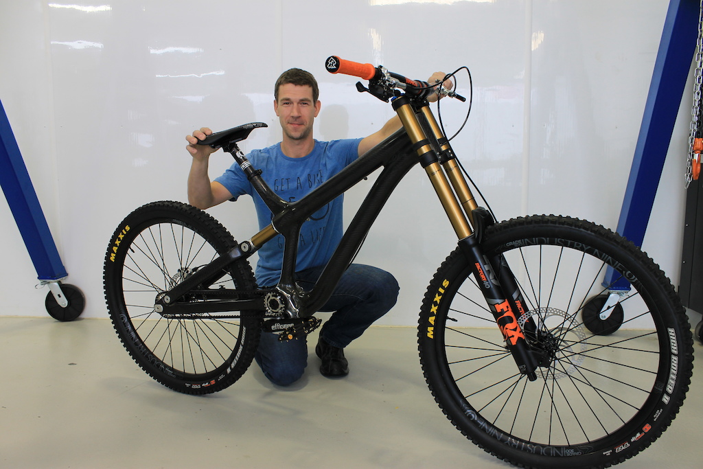 打破常规 没有连杆结构的速降怪物