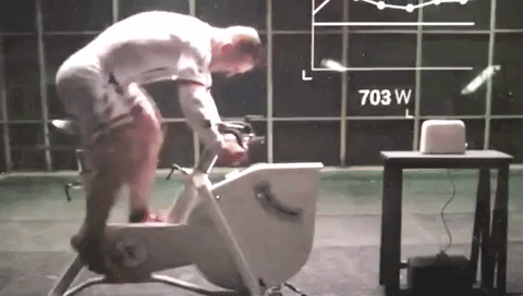 自行车奥运冠军“铁腿”带动发电机烤熟面包