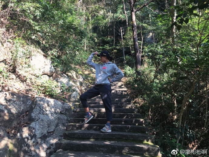 風(fēng)云秀場(chǎng)｜廖彬彬：從田徑女生到山地最佳女車手
