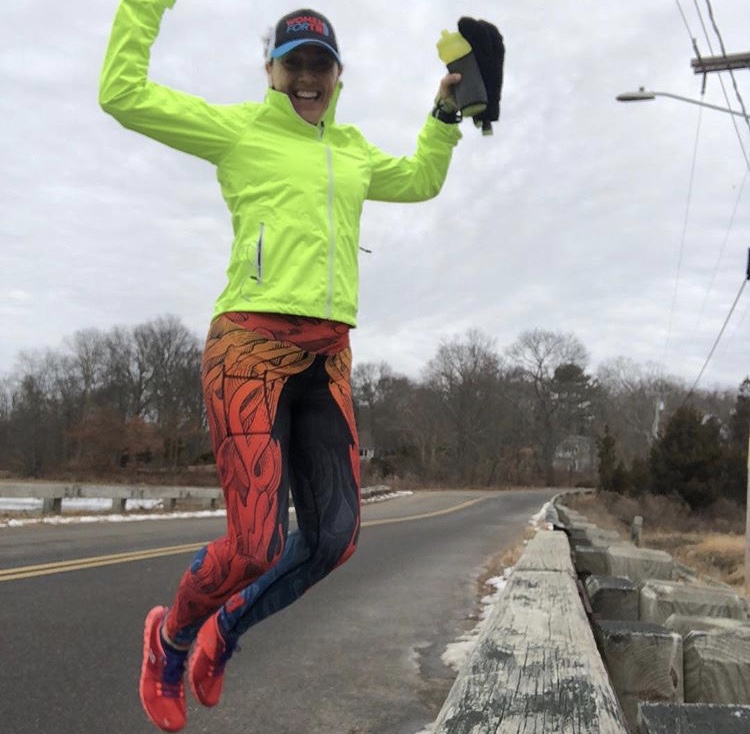 被货车劈成两半 她选择强势“复出”继续练铁三