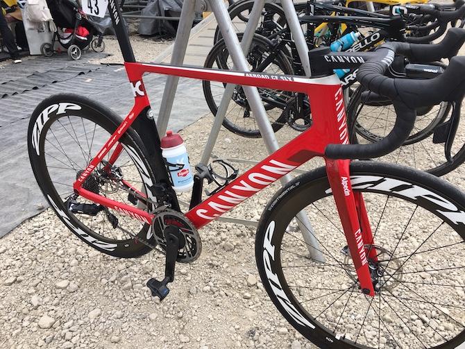 SRAM Red eTap 12速无线碟刹套件惊现琦玉绕圈赛