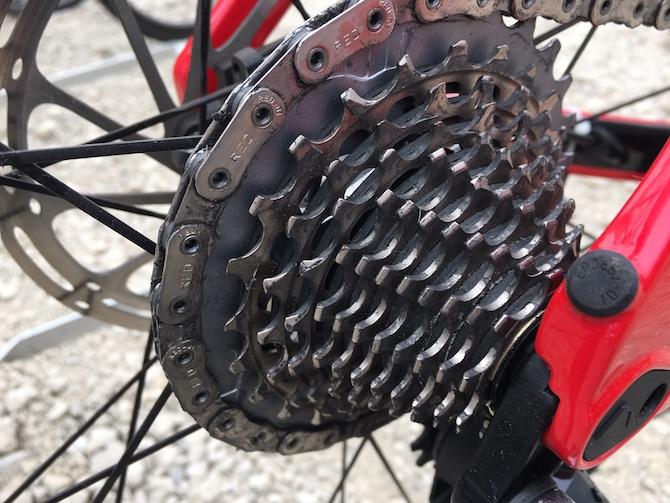 SRAM Red eTap 12速无线碟刹套件惊现琦玉绕圈赛