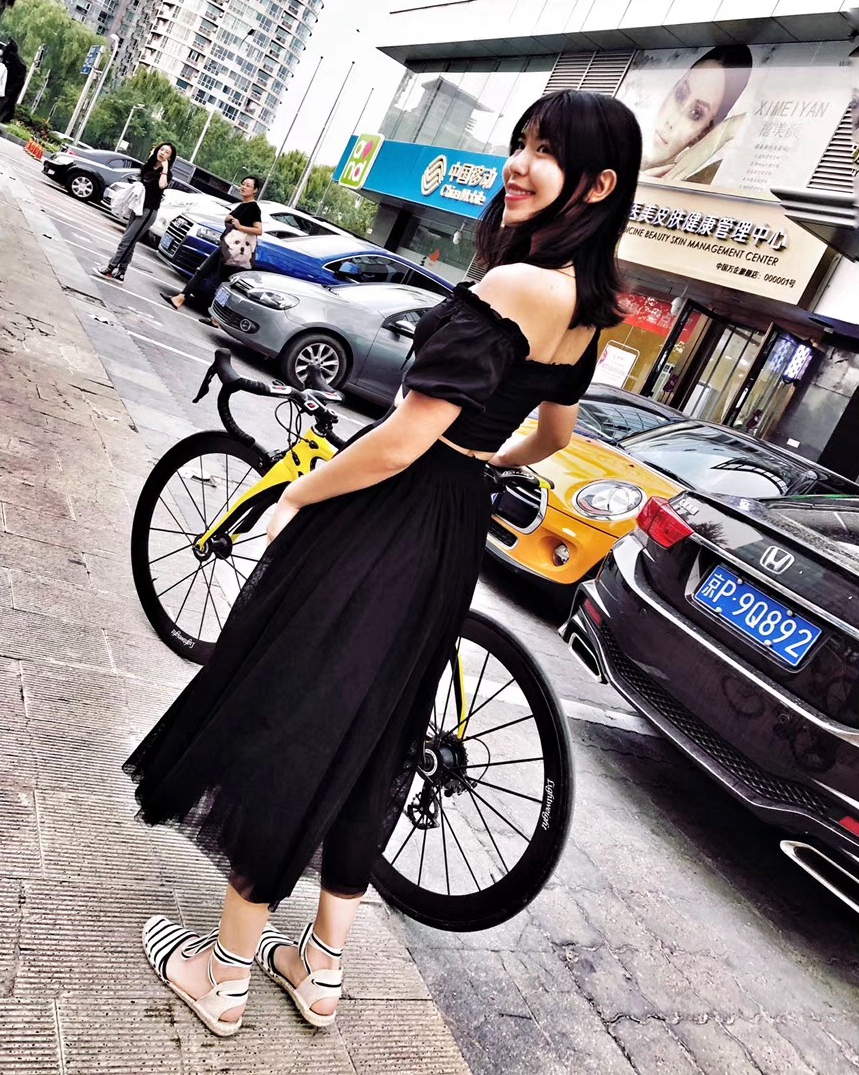 Hi！女神｜“侠女”卡妞  立志带糖粉走遍世界