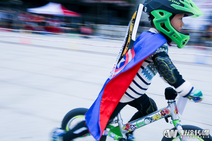 森地客KIDS滑步车联赛厦门站：慈济宫 一群萌娃的跨年礼