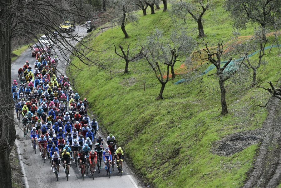 双海赛S2｜终点摔车混战 基特尔收获赛季首胜