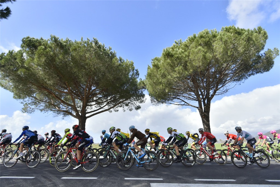 双海赛S2｜终点摔车混战 基特尔收获赛季首胜