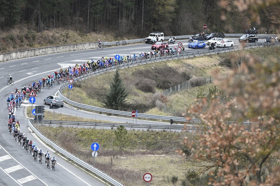 双海赛S4｜兰达收获赛季首胜 迪穆兰摔车退赛