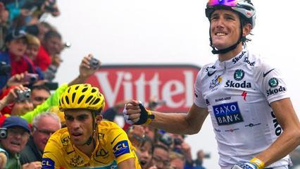 除了白眼 车手还这样表达情绪 低调奢华内容多