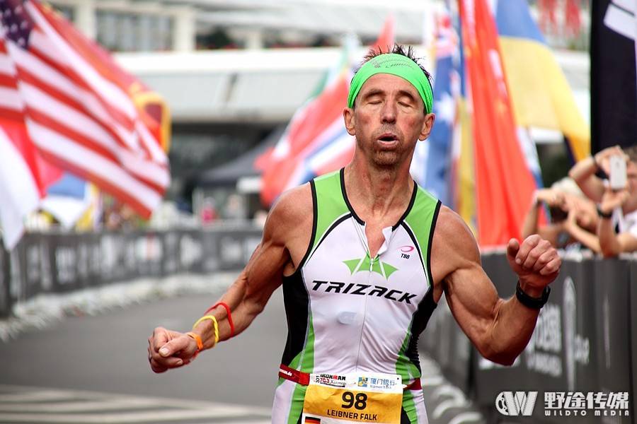 到底玩铁三之后变牛逼了呢，还是牛逼的人玩铁三