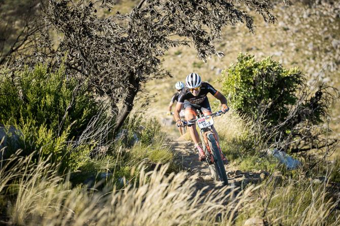 Cape Epic S4：中國車手發(fā)揮穩(wěn)定 張諾和張曦浠躋身前十