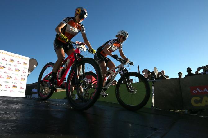 Cape Epic S4：中國車手發(fā)揮穩(wěn)定 張諾和張曦浠躋身前十