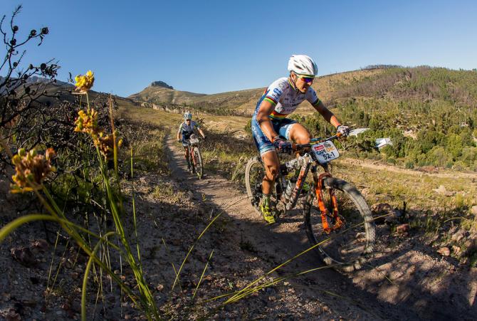 Cape Epic S4：中國車手發(fā)揮穩(wěn)定 張諾和張曦浠躋身前十