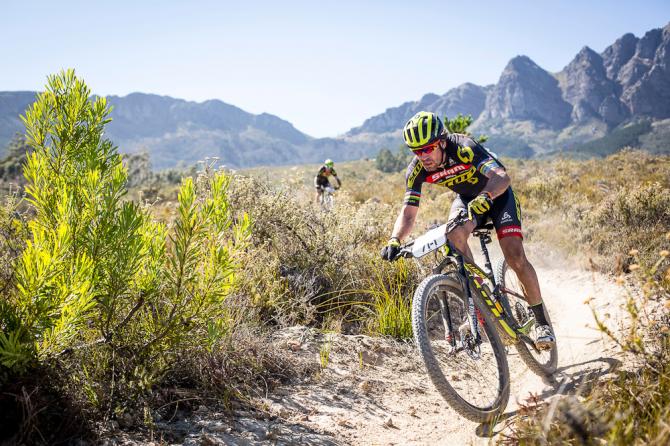 Cape Epic S4：中國車手發(fā)揮穩(wěn)定 張諾和張曦浠躋身前十