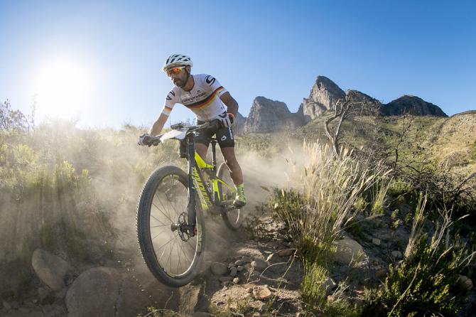 Cape Epic S4：中國車手發(fā)揮穩(wěn)定 張諾和張曦浠躋身前十