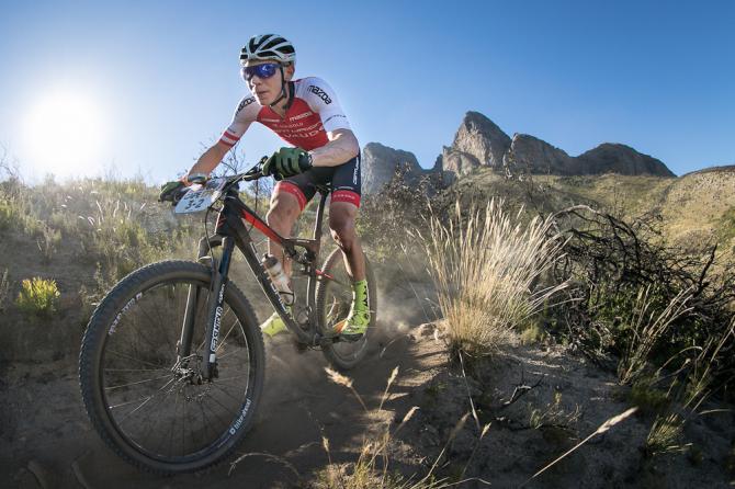 Cape Epic S4：中國車手發(fā)揮穩(wěn)定 張諾和張曦浠躋身前十