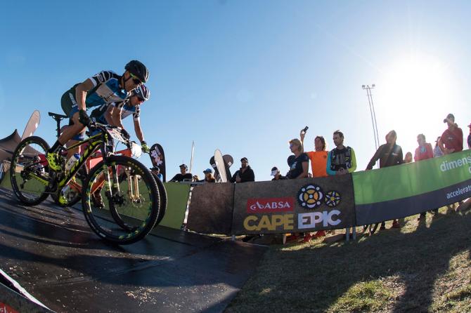 Cape Epic S4：中國車手發(fā)揮穩(wěn)定 張諾和張曦浠躋身前十