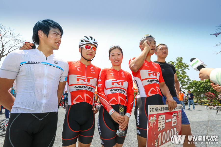 30度高温下的团体比拼 漳州第三届海峡两岸挑战赛