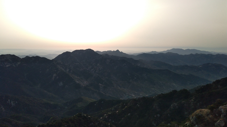 胖强寻山记｜骑闯蒙山之巅  一睹“寿星”风采