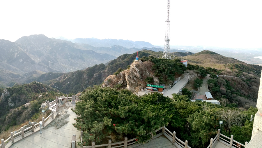 胖强寻山记｜骑闯蒙山之巅  一睹“寿星”风采