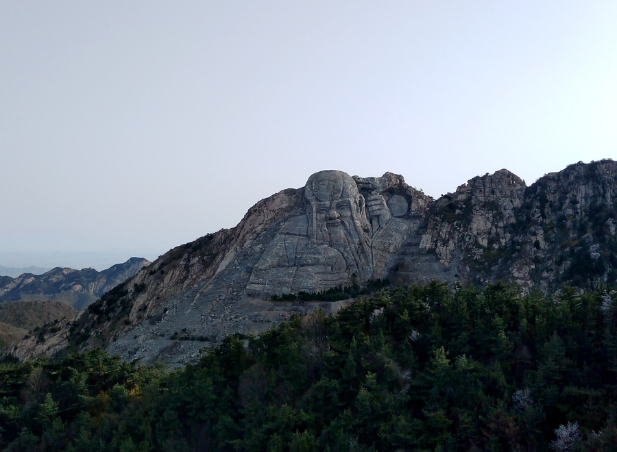 胖强寻山记｜骑闯蒙山之巅  一睹“寿星”风采